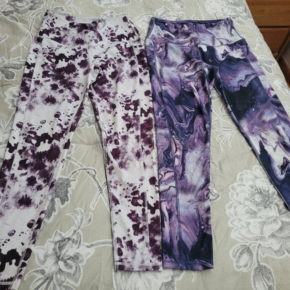 Two Pairs of Legends Workout Polyester-Spandex Leggings Size Medium EUC - Picture 3 of 10